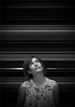 Helga Arias Cada compositor escribe según sus propias ideas, esquemas mentales, su forma de ver y sentir el sonido () no puede resumirse a algo tan amplio como el género