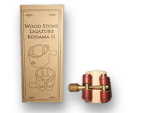 Abrazadera y Boquillero Clarinete Sib Aleman Wood Stone Kodama II Cuero Marrón caja